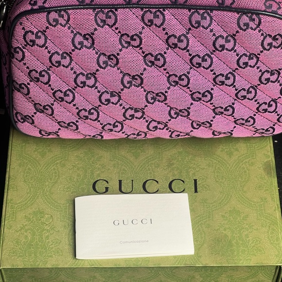 Woman’s Pink Gucci tennis set - Picture 8 of 9